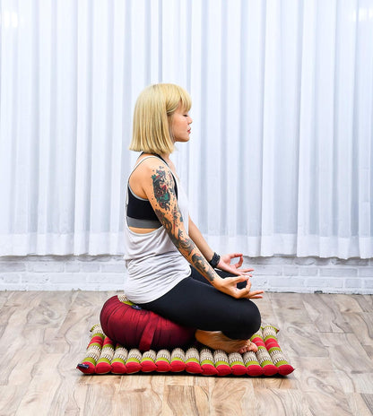 Leewadee Meditation Cushion Set – 1 Round Zafu Meditation Pillow and 1 Square Roll-Up Zabuton Meditation Mat, Pillows Bundle Filled with Kapok