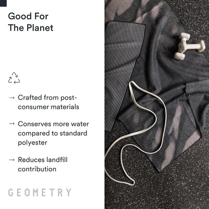 GEOMETRY Gym Towel for Working Out - Compact & Quick Dry, Super Absorbent Microfiber Sweat Towel - Premium Microfiber for Gym - Zig, 16" x 30", 1 Piece