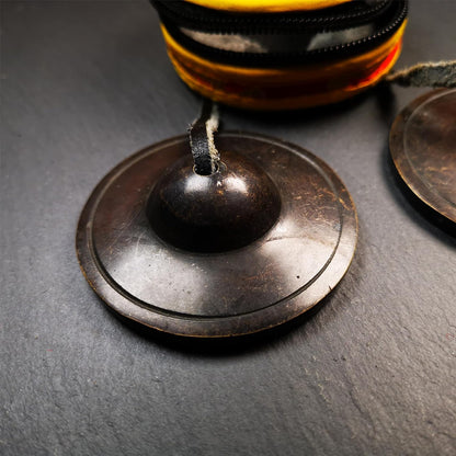 Tibetan Tingsha Bell Set - Tibetan Cymbals - for Sound Healing, Yoga, Meditation, and Mindfulness,Handmade in Nepal,Made of Bronze,Plain Pattern,Black Color，7.7cm/3.0 inch