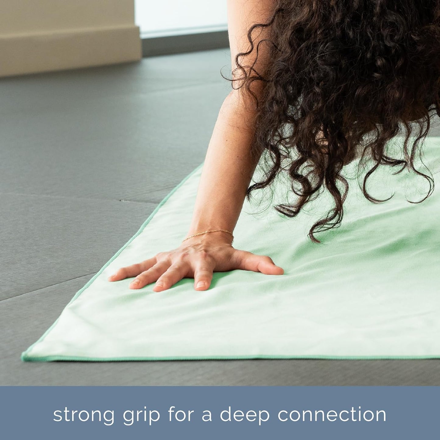 S&T INC. Yoga Mat Towel, Quick Dry Towel, Soft and Absorbent for Gym, Pilates, and Hot Yoga Mat, 1 Pack, 26.5 inches x 72 inches, Microfiber, Blue