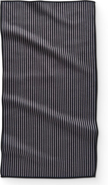 GEOMETRY Gym Towel for Working Out - Compact & Quick Dry, Super Absorbent Microfiber Sweat Towel - Premium Microfiber for Gym - Zig, 16" x 30", 1 Piece
