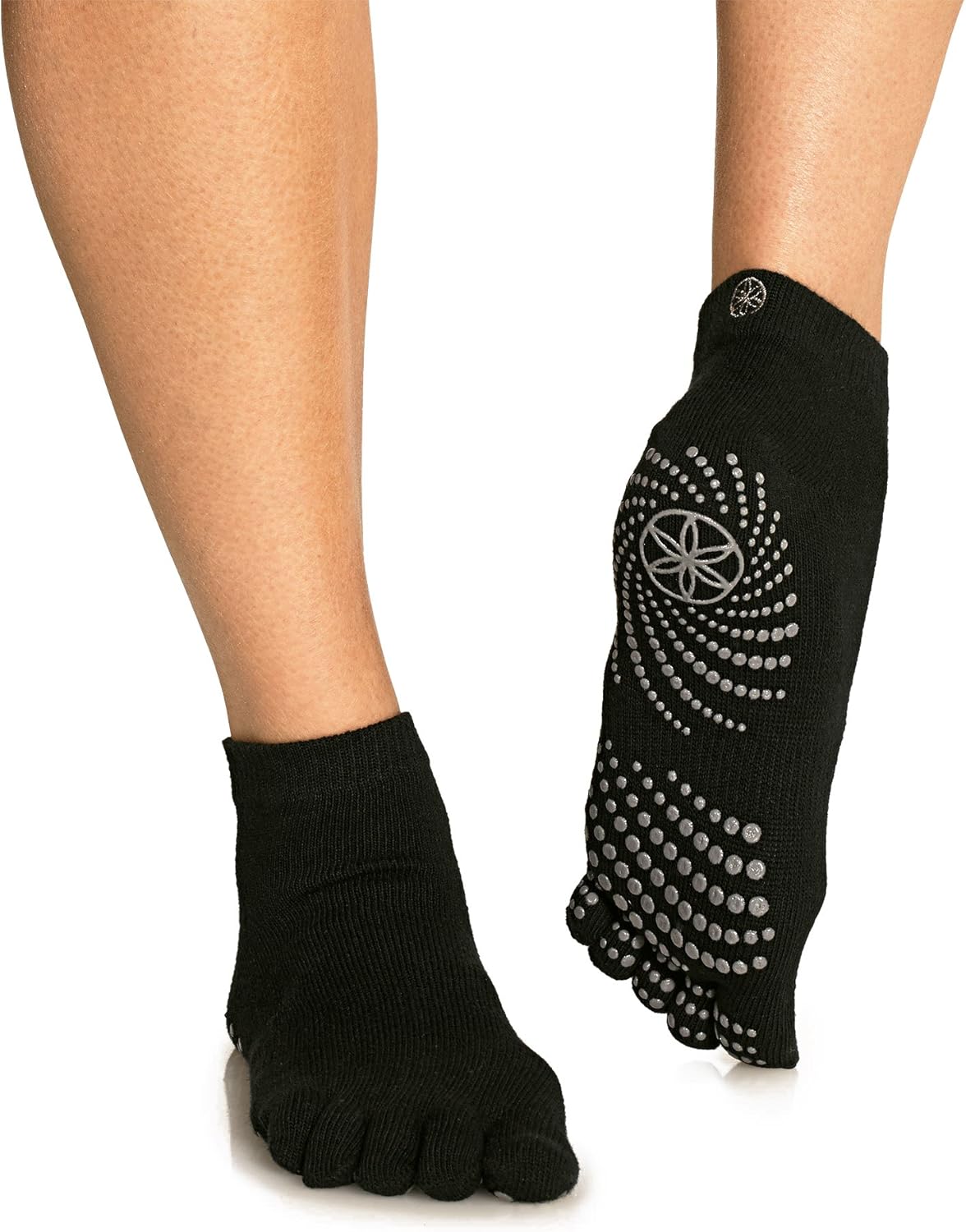 Gaiam 05-52204 Grippy Yoga Socks, Black/Grey, Medium/Large