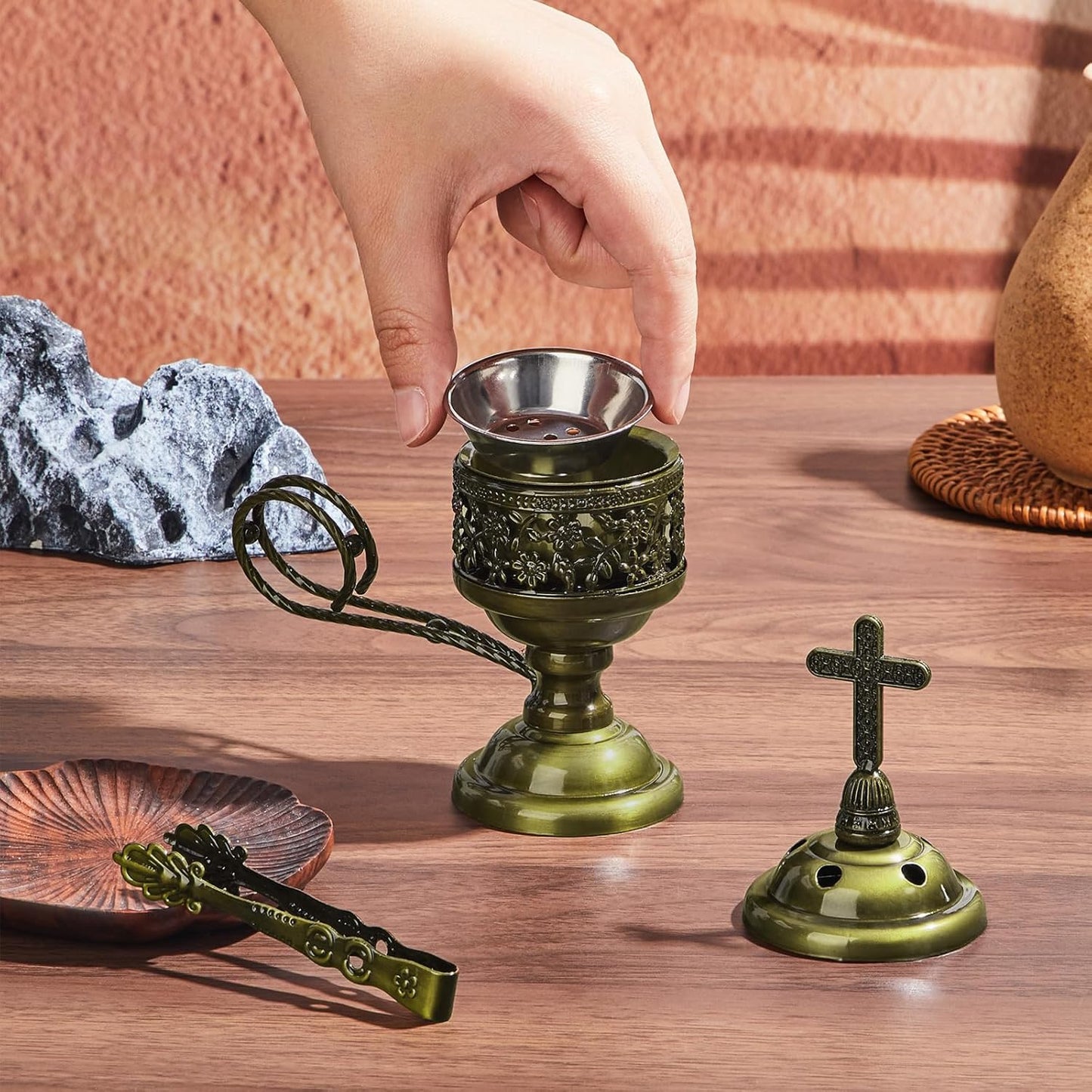 Zonon 1 Set Incense Burner with Tong, Frankincense Charcoal Incense Stand Holder, Ideal for Yoga, Spa, Aromatherapy, Home and Christian Church Censer (Gold,Retro)