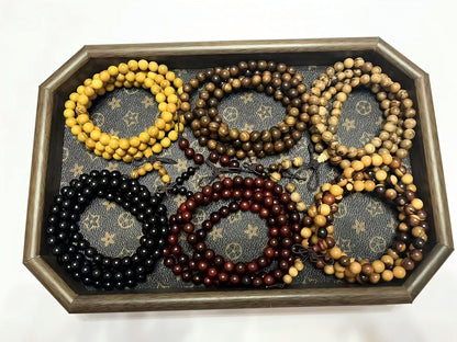 Handmade Mala Beads Bracelet 108 8mm Prayer Meditation Bracelet Sandalwood Elastic, Buddhist Beads, Prayer Mala Necklace for Men and Women Gifts