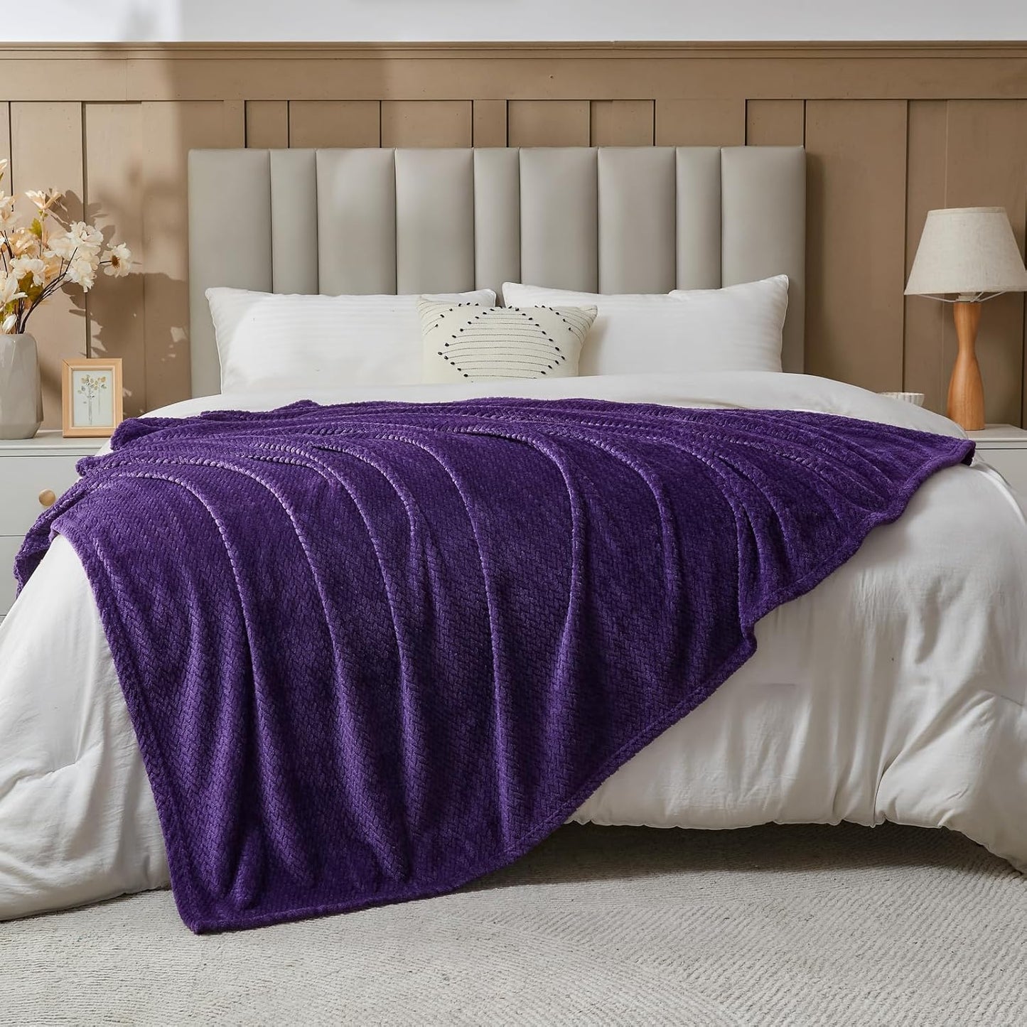NEWCOSPLAY Super Soft Throw Blanket Light Purple Premium Silky Flannel Fleece Leaves Pattern Lightweight Bed Blanket All Season Use (Light Purple, Throw(50"x60")) - Colors A