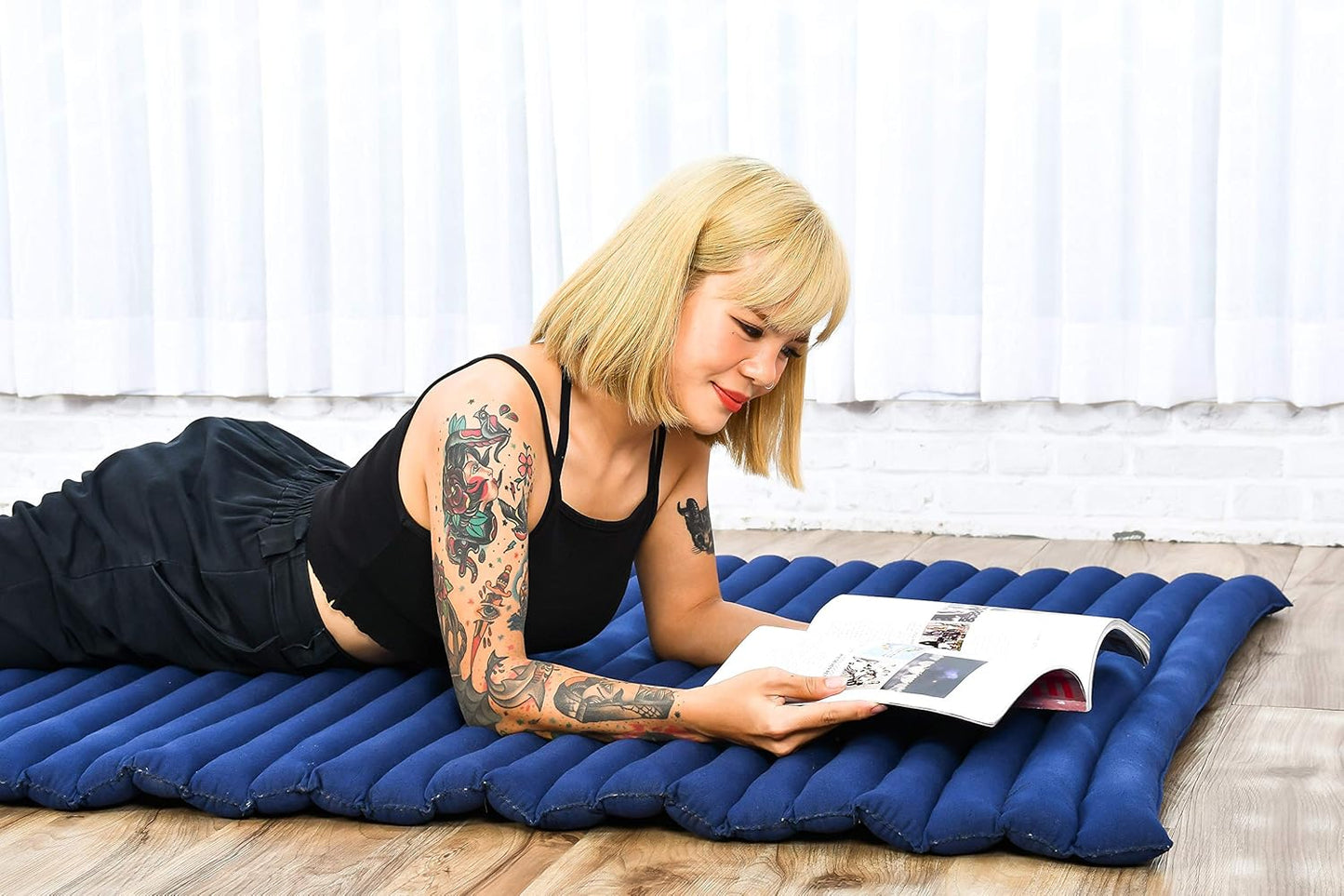 Leewadee - Kapok Roll Mat – Handcrafted Folding Sleep & Relaxation Mattress from Thailand, Ideal as Guest Bed, Camping Mat, Yoga Mat or Traditional Futon, 75 x 39 inches, Anthracite