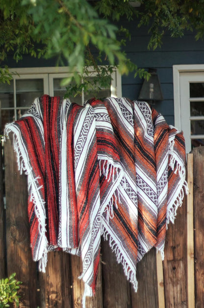 Del Mex Classic Mexican Blanket, Large Authentic Woven Falsa Throw (70"x50"), Artisan Southwest Décor for Beach, Yoga, Outdoors (Lavender)