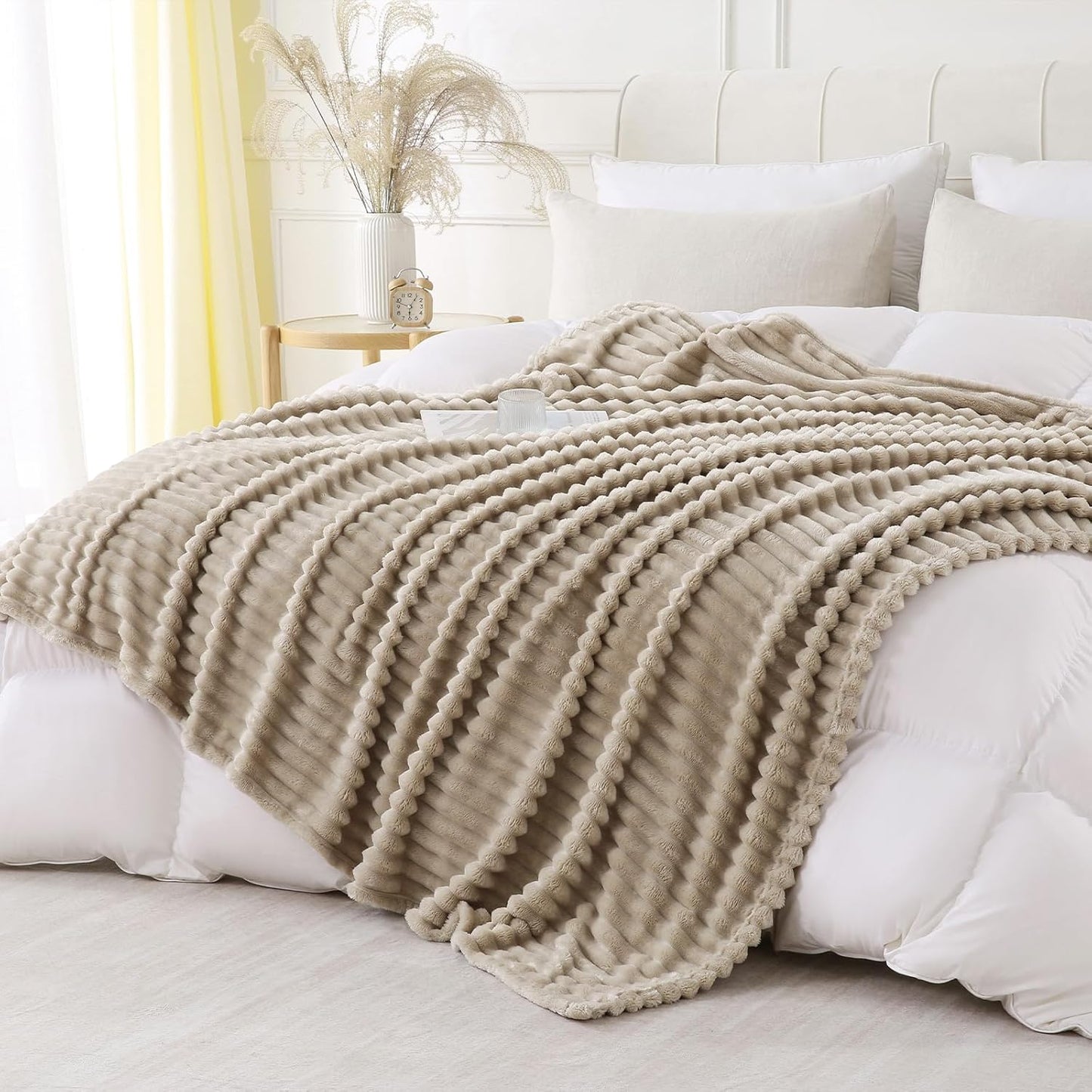 Khaki Throw Blanket for Couch Sofa 50x60 inches Striped Fleece Blankets Room Home Decor Lightweight Plush Soft Cozy Gifts for Women Mom Girls