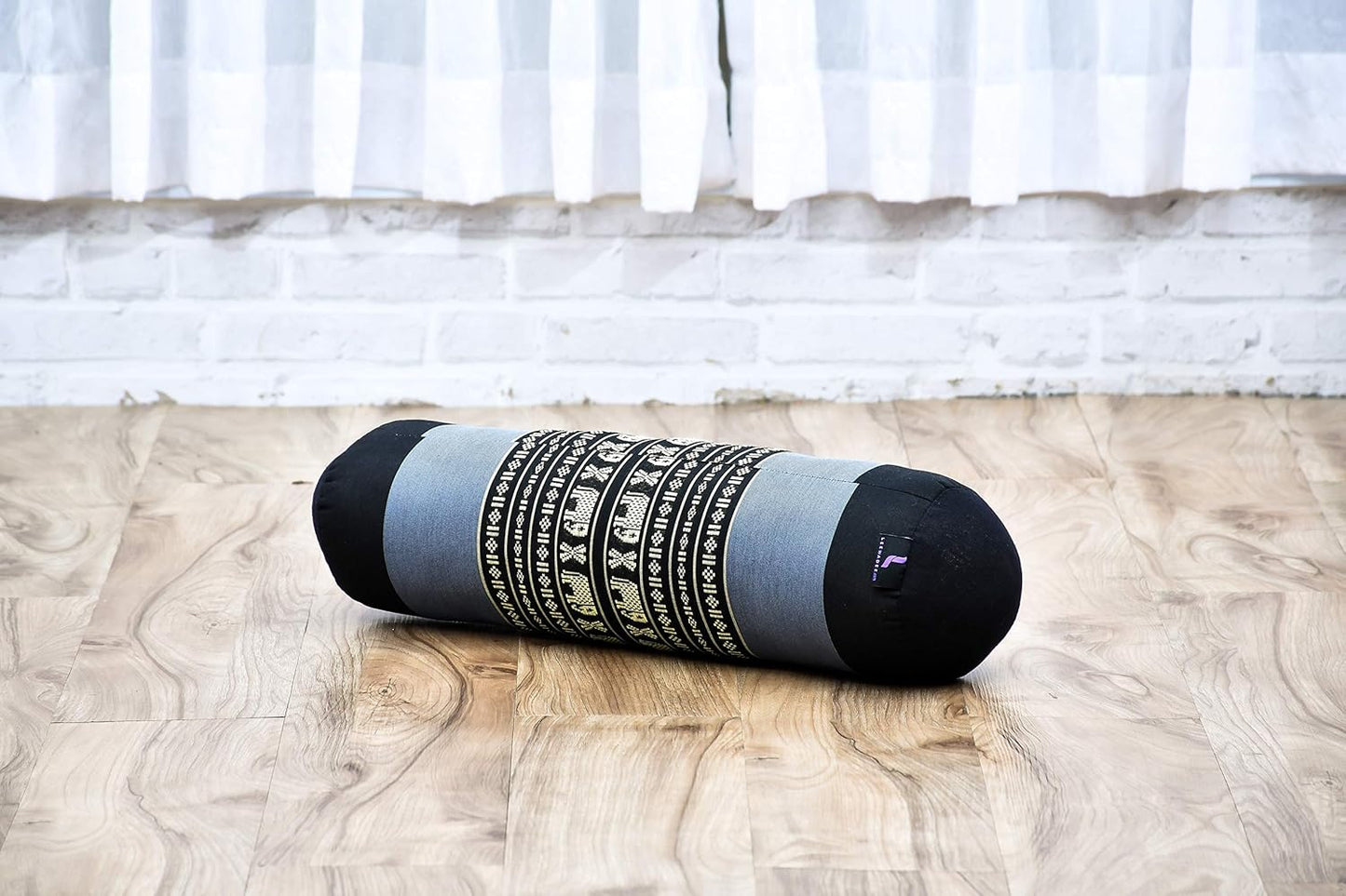 Leewadee Small Yoga Bolster – Shape-Retaining Cervical Neck Roll, Tube Pillow for Comfortable Reading, Kapok Filling, 22 x 6 x 6 inches