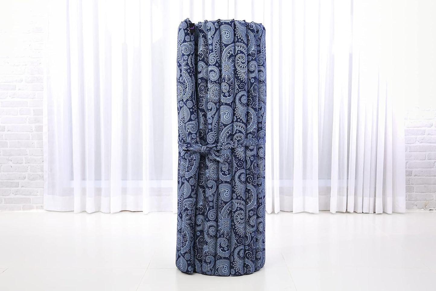 Leewadee - Kapok Roll Mat – Handcrafted Folding Sleep & Relaxation Mattress from Thailand, Ideal as Guest Bed, Camping Mat, Yoga Mat or Traditional Futon, 75 x 39 inches, Anthracite