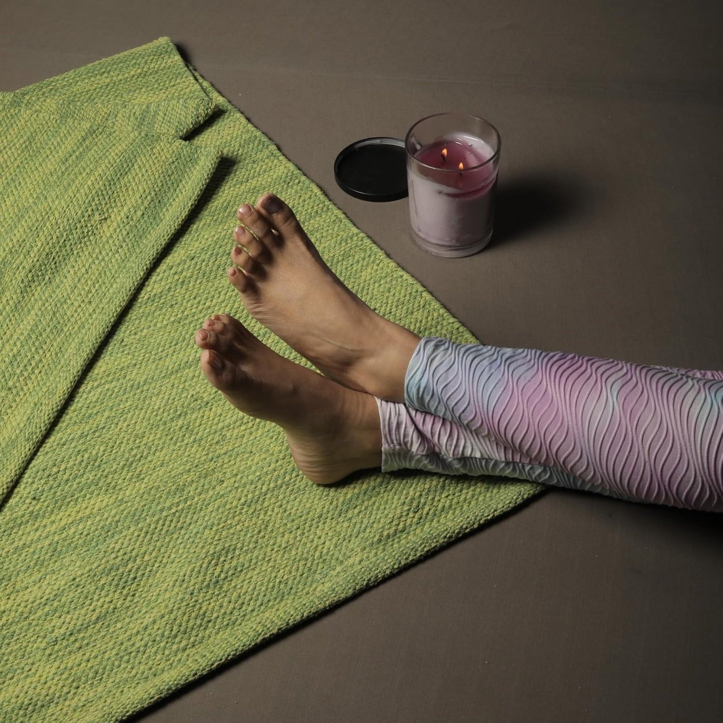 Trade Star Organic Cotton Yoga Mat Handloomed Meditation Rug Inches Perfect Size Mat Travel Mat for Indoor/Outdoor Use 72"L x 24"W Highly Absorbent Reversible Yoga Rug Tie Dye Yoga Mat for Exercise