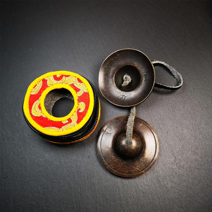 Tibetan Tingsha Bell Set - Tibetan Cymbals - for Sound Healing, Yoga, Meditation, and Mindfulness,Handmade in Nepal,Made of Bronze,Plain Pattern,Black Color，7.7cm/3.0 inch