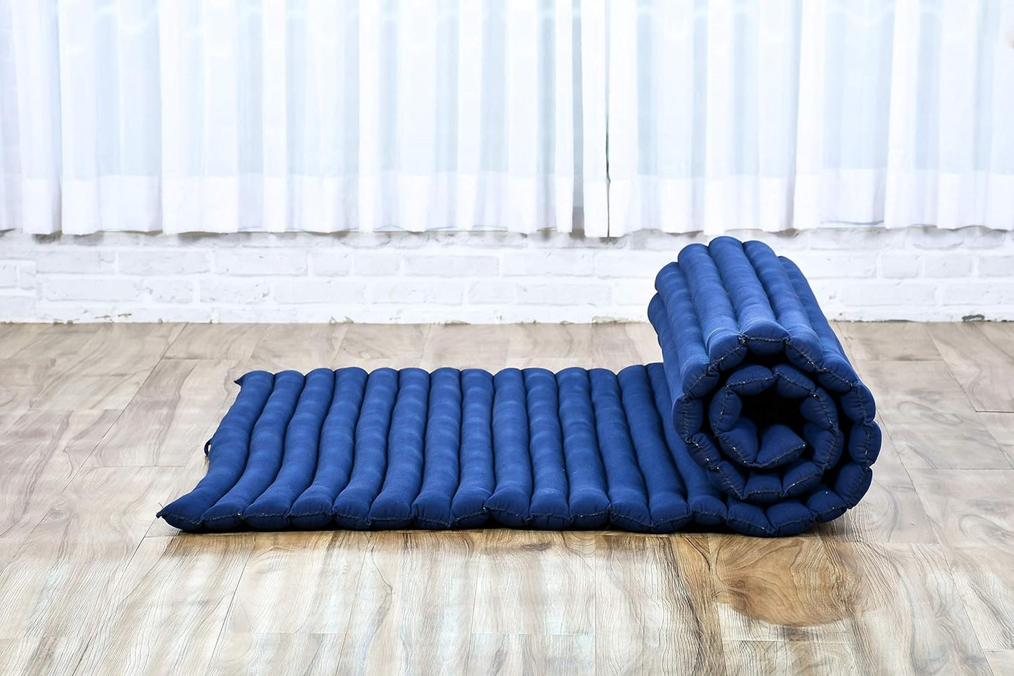 Leewadee - Kapok Roll Mat – Handcrafted Folding Sleep & Relaxation Mattress from Thailand, Ideal as Guest Bed, Camping Mat, Yoga Mat or Traditional Futon, 75 x 39 inches, Anthracite