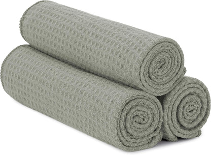S&T INC. Microfiber Gym Towels, Yoga Towel for Home and Gym Bag, 16 Inch x 27 Inch, 3 Pack