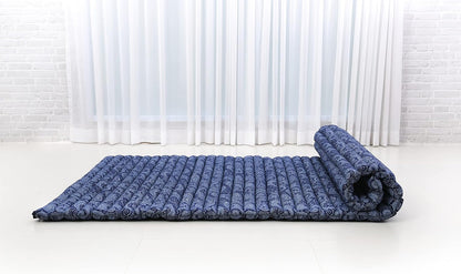 Leewadee - Kapok Roll Mat – Handcrafted Folding Sleep & Relaxation Mattress from Thailand, Ideal as Guest Bed, Camping Mat, Yoga Mat or Traditional Futon, 75 x 39 inches, Anthracite