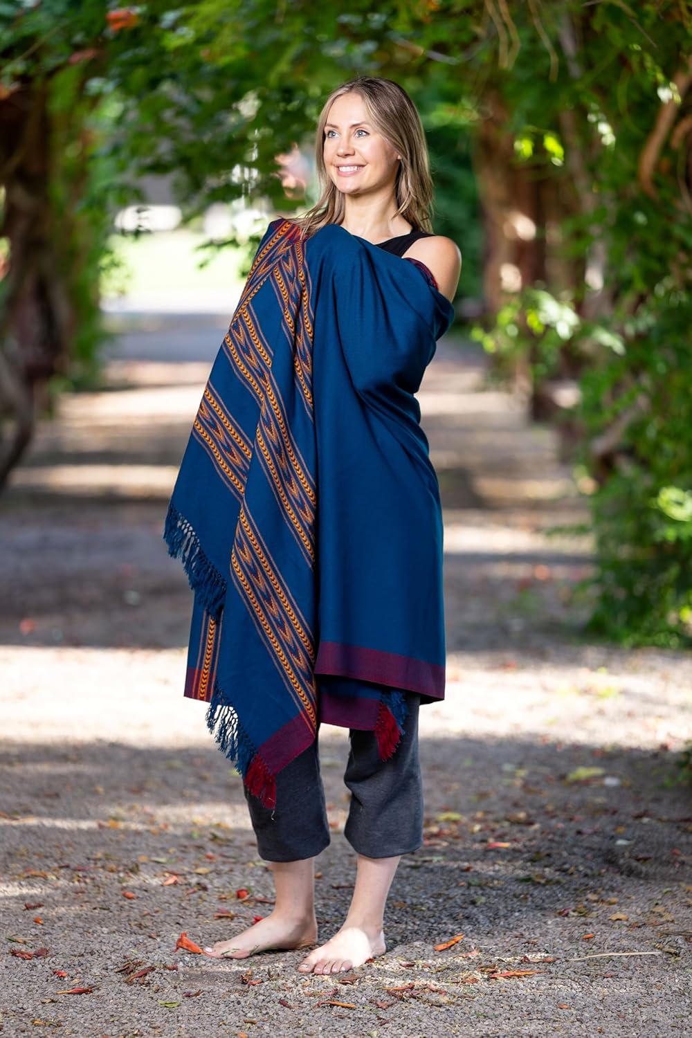 Meditation Shawl – Unisex Prayer Wrap, Large Scarf & Yoga Blanket – Soft, Lightweight & Multipurpose