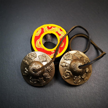 Tibetan Tingsha Bell Set - Tibetan Cymbals - for Sound Healing, Yoga, Meditation, and Mindfulness,Handmade in Nepal,Made of Bronze,Plain Pattern,Black Color，7.7cm/3.0 inch