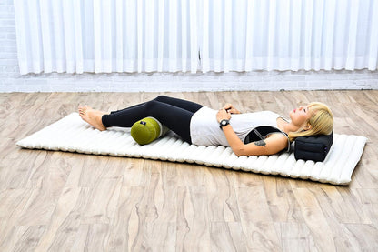 Leewadee Small Yoga Bolster – Shape-Retaining Cervical Neck Roll, Tube Pillow for Comfortable Reading, Kapok Filling, 22 x 6 x 6 inches
