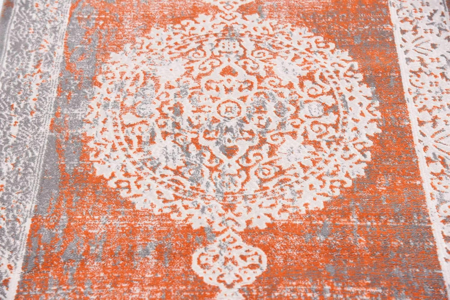 Unique Loom New Classical Collection Area Rug - Olwen (4'Round, Purple/ Gray)