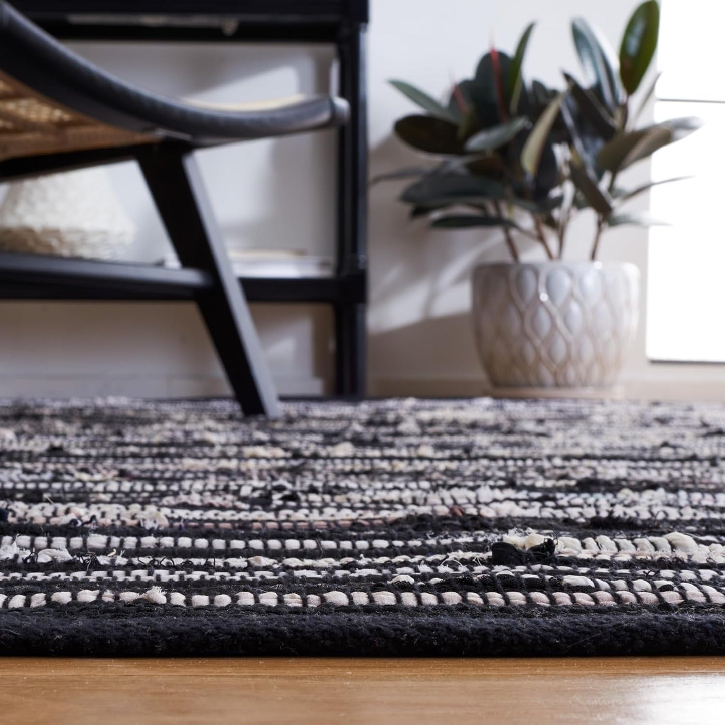 SAFAVIEH Area Rug 3x5 - Rag Rug Collection - Blue & Multi, Handmade Cotton, Boho Stripe Pattern, Ideal for Entryway, Living Room, Bedroom, Dining Space (RAR130B)
