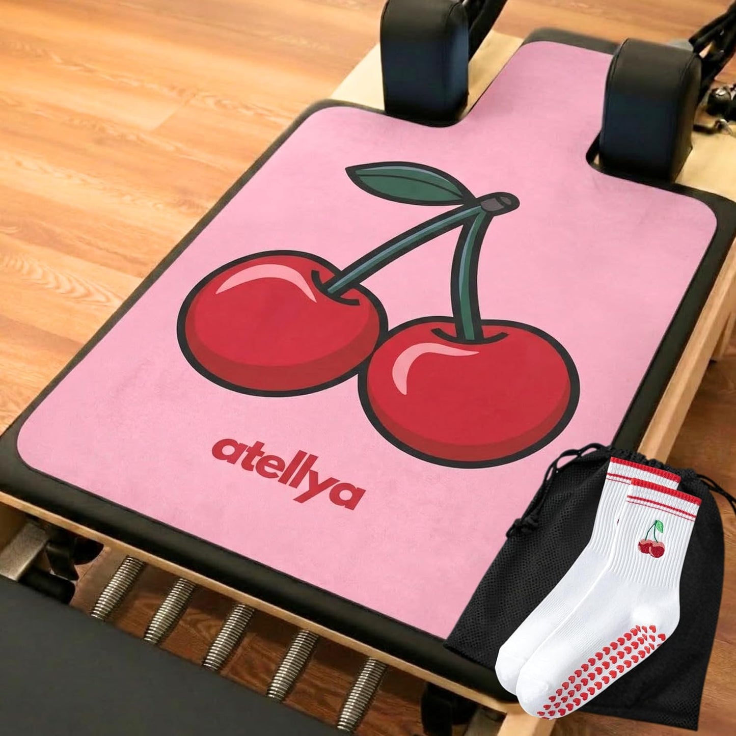 Pilates Reformer Mat Non Slip – Washable Reformer Mat Cover with Grip Socks & Mesh Bag, Sweat Absorbing Pilates Reformer Towel for Studio & Home Use