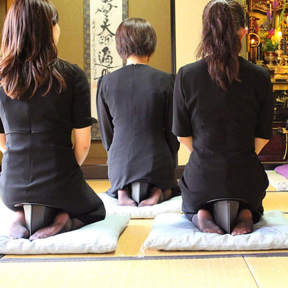 Foldable Meditation Kneeling Bench (Seiza), Portable and Lightweight, 5.3 in, 180g, Black