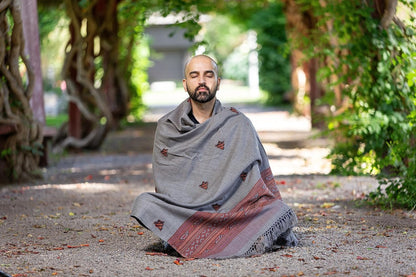 Exotic Vegan Meditation Shawl - Large Unisex Prayer Wrap, Oversize Scarf & Versatile Indian Style Blanket
