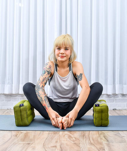 Leewadee Yoga Block – Floor Cushion for Yoga Practice, Meditation Seat Cushion for Workouts Filled with Kapok