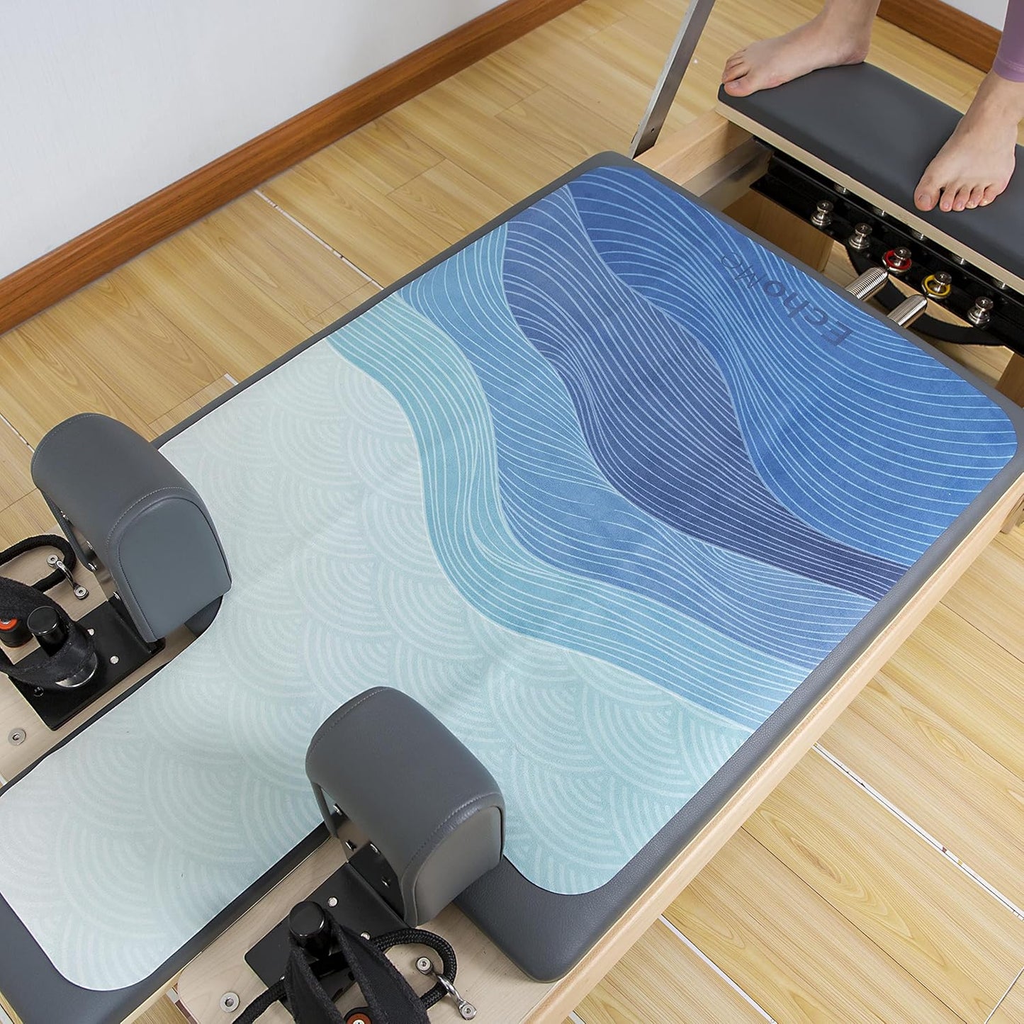 Echome Pilates Reformer Mat Towel with Shoulders, Pilates Reformer Cover with Great Grip, Easy to Wash Light Weight Portable
