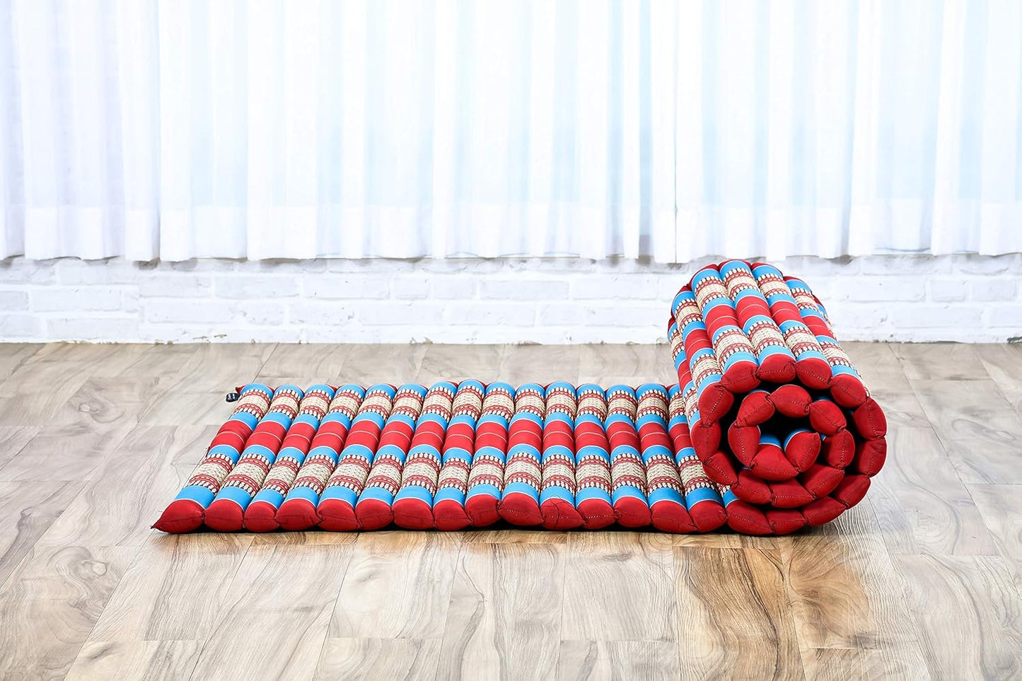 Leewadee - Kapok Roll Mat – Handcrafted Folding Sleep & Relaxation Mattress from Thailand, Ideal as Guest Bed, Camping Mat, Yoga Mat or Traditional Futon, 75 x 39 inches, Anthracite