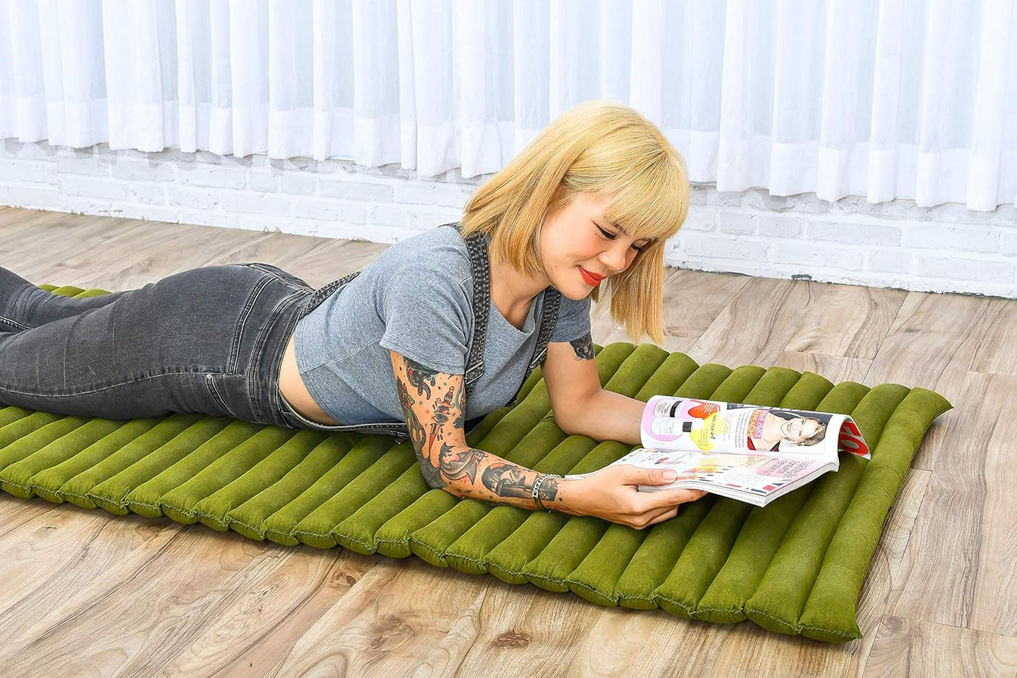 Leewadee - Kapok Roll Mat – Handcrafted Folding Sleep & Relaxation Mattress from Thailand, Ideal as Guest Bed, Camping Mat, Yoga Mat or Traditional Futon, 75 x 39 inches, Anthracite