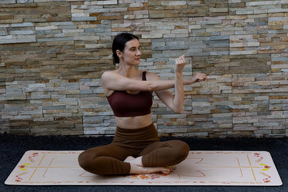 【BulgurYe】Yoga Mat * Nature Line -- Unique coating technique, Great wear resistance for a longer service life, Vividly printed pattern to protect eyes, Natural rubber base, Strong bounce resilience, Absorb sweat instantly to stay dry, Clean and hygienic.