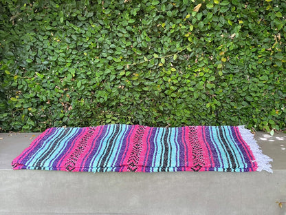 Del Mex Classic Mexican Blanket, Large Authentic Woven Falsa Throw (70"x50"), Artisan Southwest Décor for Beach, Yoga, Outdoors (Lavender)