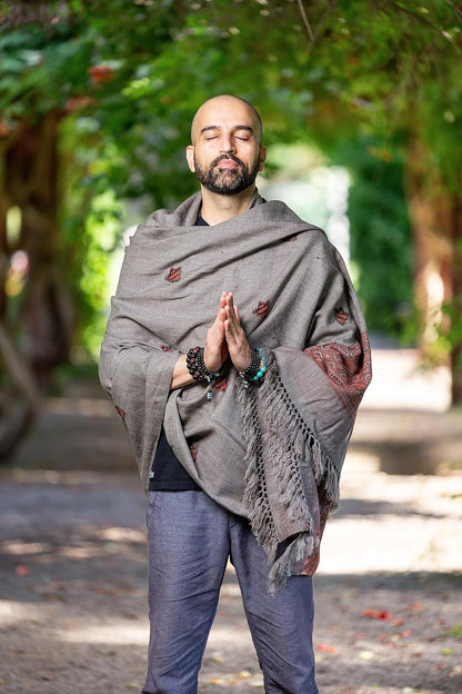 Exotic Vegan Meditation Shawl - Large Unisex Prayer Wrap, Oversize Scarf & Versatile Indian Style Blanket
