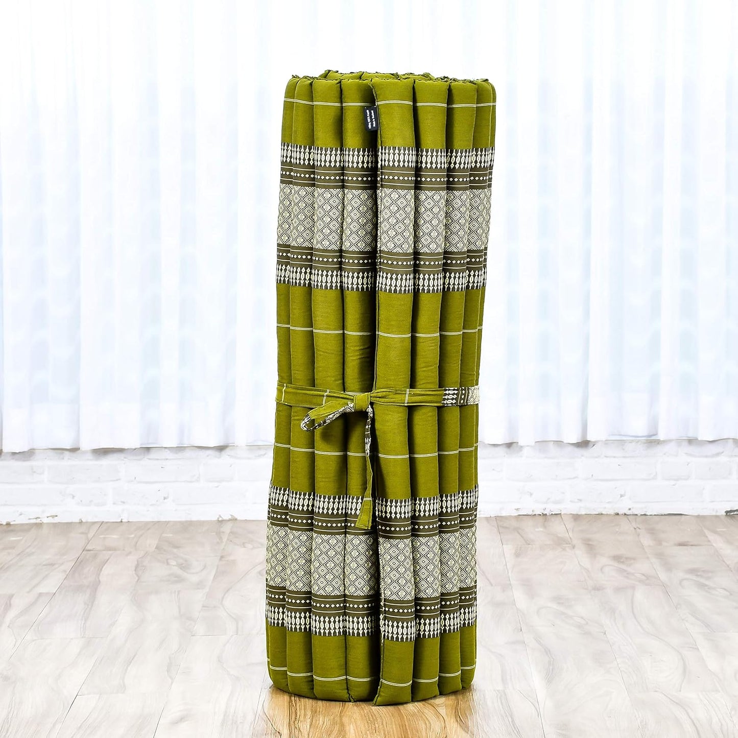 Leewadee - Kapok Roll Mat – Handcrafted Folding Sleep & Relaxation Mattress from Thailand, Ideal as Guest Bed, Camping Mat, Yoga Mat or Traditional Futon, 75 x 39 inches, Anthracite