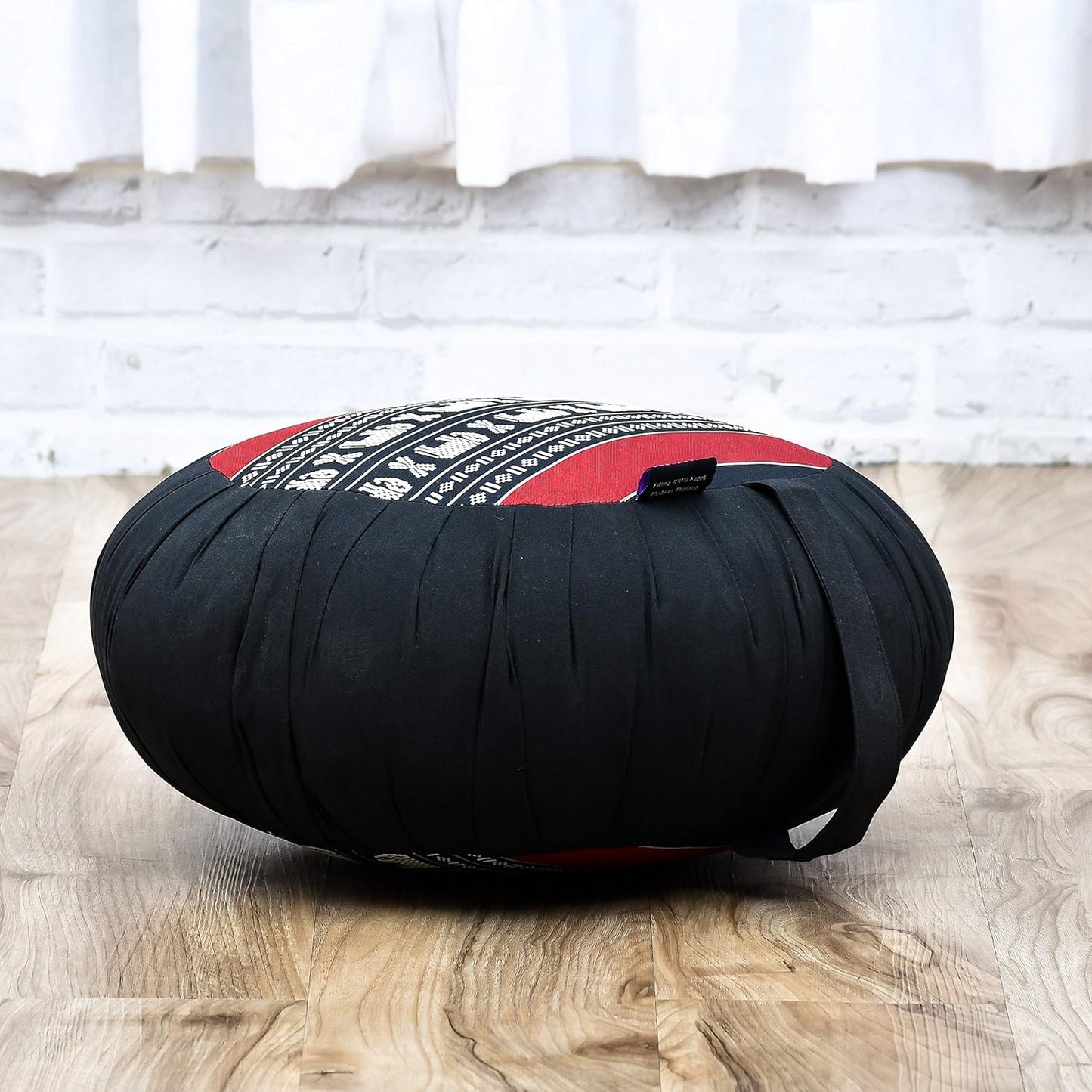 Leewadee Meditation Cushion Set – 1 Round Zafu Meditation Pillow and 1 Square Roll-Up Zabuton Meditation Mat, Pillows Bundle Filled with Kapok