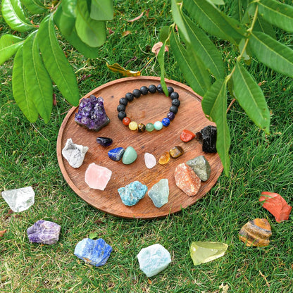AOOVOO 17Pcs Crystals and Healing Stones, 14Pcs Real Raw Chakra Stones Set, Selenite Charging Plate, Amethyst Necklace, Rose Quartz, Mothers Day Gifts, Gift Box, Guide for Beginners, Collection, Meditation, Yoga