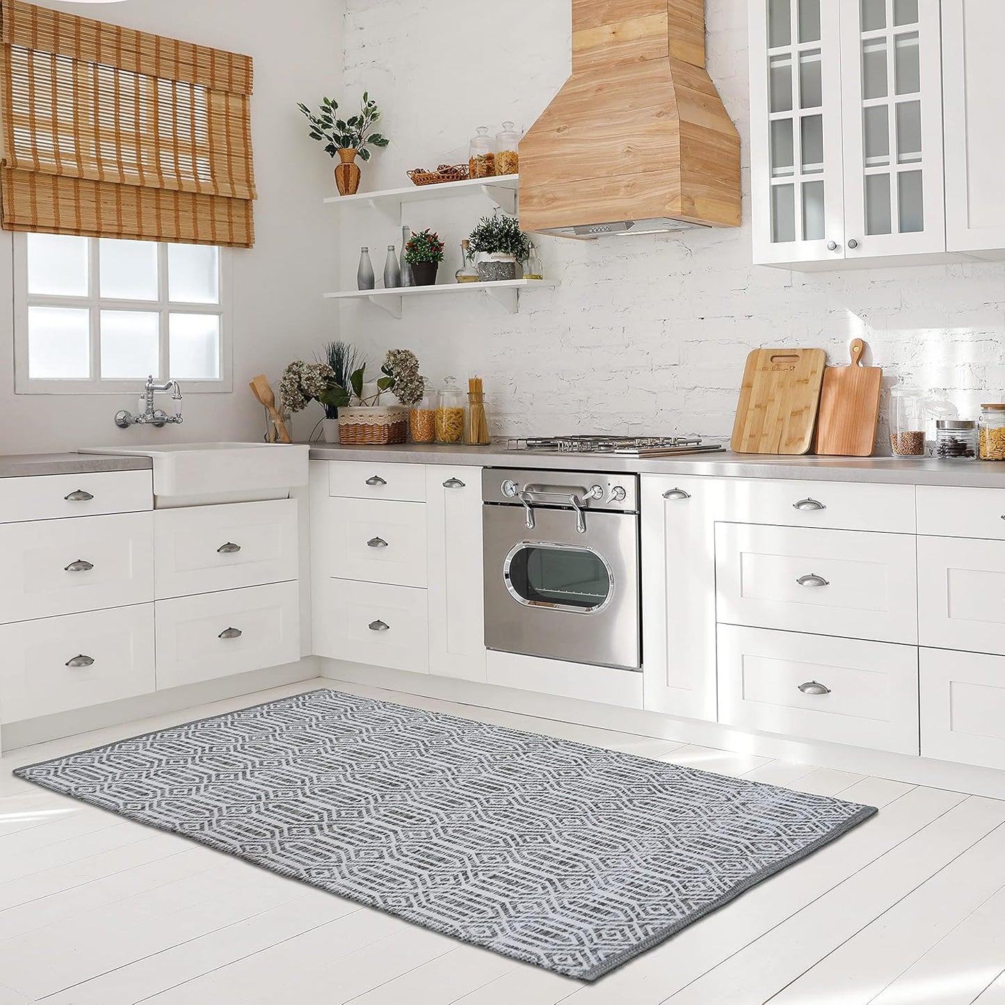 Chardin home Farmhouse Rug 24''x36'' Black-White | Recycled Cotton Hand Woven Rug, Long Boho Rug | Perfect for Hallways, Kitchens, Bathroom, bedrooms, Meditation Yoga Mat | Machine Wash