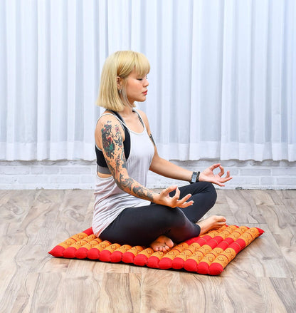 Leewadee Zabuton Seating Cushion – Square Floor Seat for Meditation Exercises, Light Yoga Mat Filled with Kapok