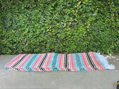 Del Mex Classic Mexican Blanket, Large Authentic Woven Falsa Throw (70"x50"), Artisan Southwest Décor for Beach, Yoga, Outdoors (Lavender)