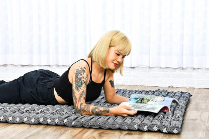 Leewadee - Kapok Roll Mat – Handcrafted Folding Sleep & Relaxation Mattress from Thailand, Ideal as Guest Bed, Camping Mat, Yoga Mat or Traditional Futon, 75 x 39 inches, Anthracite