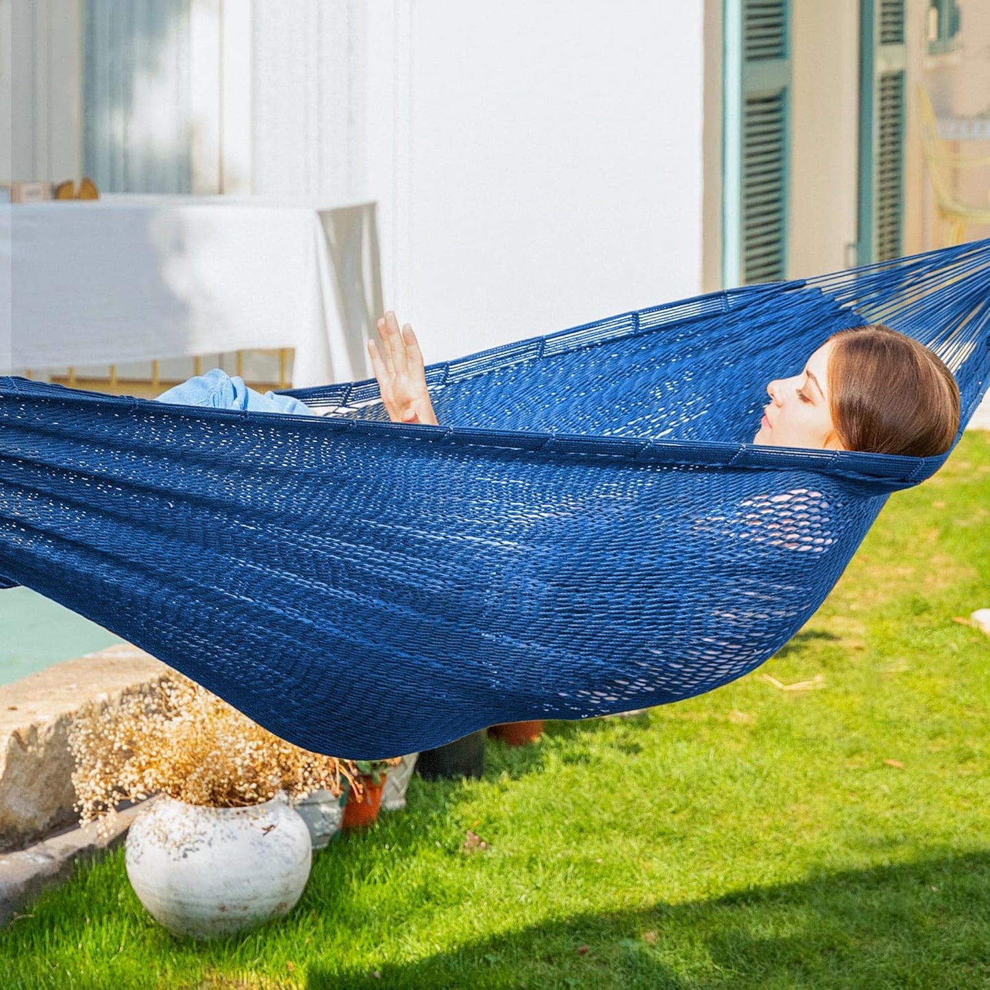 PNAEUT Handwoven Mayan Hammocks, Double Rope Hammock for Outdoor Outside & Indoor, Thick Soft 600 lbs Capacity Heavy-Duty, Includes Tree Straps, Carabiners & Carrying Bag (Nature, X-Large)