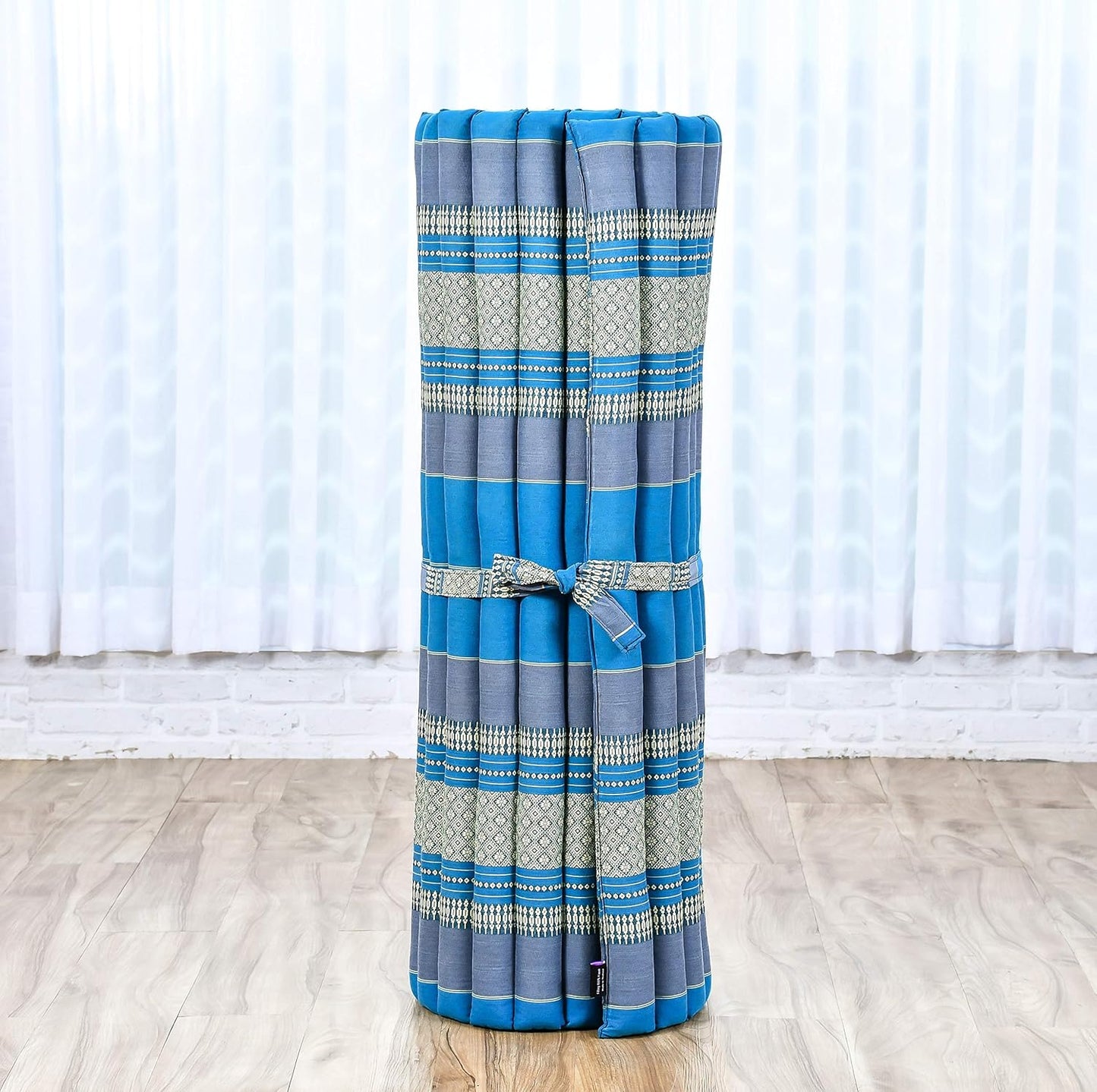 Leewadee - Kapok Roll Mat – Handcrafted Folding Sleep & Relaxation Mattress from Thailand, Ideal as Guest Bed, Camping Mat, Yoga Mat or Traditional Futon, 75 x 39 inches, Anthracite