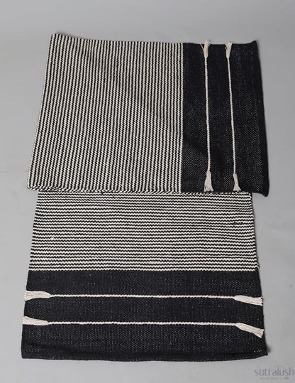 Organic Cotton Yoga Rug, Handwoven Non-Slip Yoga Mat 72x24 Inch, Washable Breathable Fitness Mat for Yoga, Pilates & Meditation, Black & White