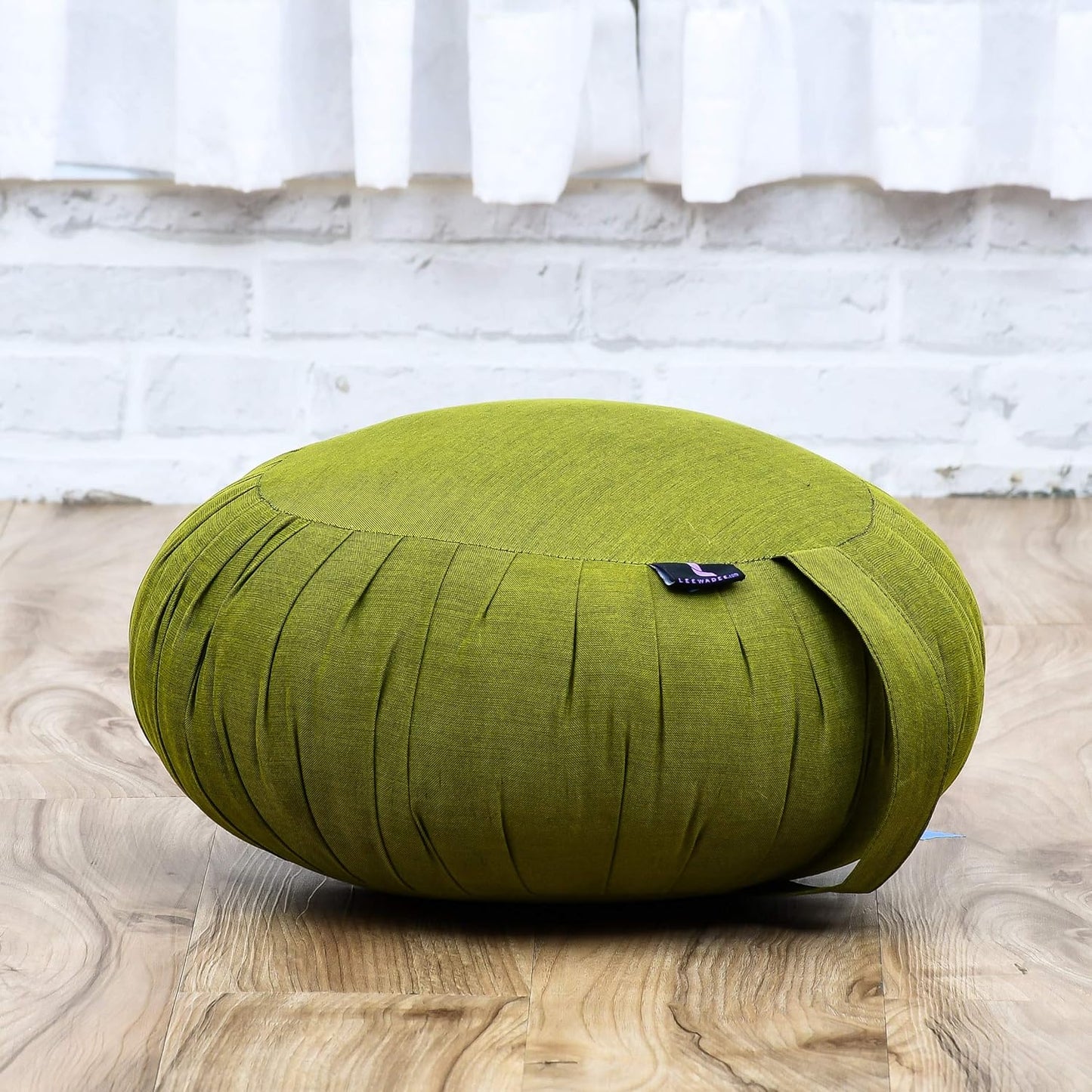 Leewadee Meditation Cushion Set – 1 Round Zafu Meditation Pillow and 1 Square Roll-Up Zabuton Meditation Mat, Pillows Bundle Filled with Kapok