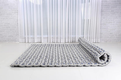 Leewadee - Kapok Roll Mat – Handcrafted Folding Sleep & Relaxation Mattress from Thailand, Ideal as Guest Bed, Camping Mat, Yoga Mat or Traditional Futon, 75 x 39 inches, Anthracite