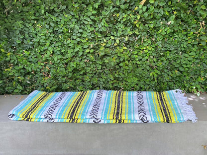 Del Mex Classic Mexican Blanket, Large Authentic Woven Falsa Throw (70"x50"), Artisan Southwest Décor for Beach, Yoga, Outdoors (Lavender)