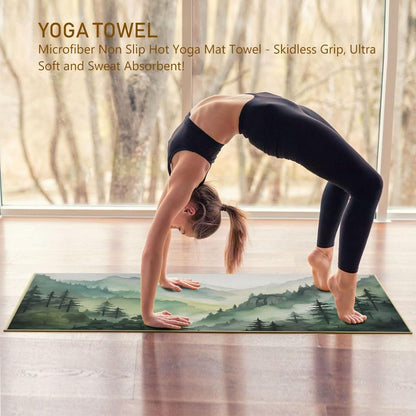 Yoga Mat Towel, Non-Slip Hot Yoga Towel, Sweat Absorbent and Non-Slip, Lightweight and Easy to Travel, Suitable for Hot Yoga, Pilates and Fitness, Watercolor Raccoon and Plant Pattern