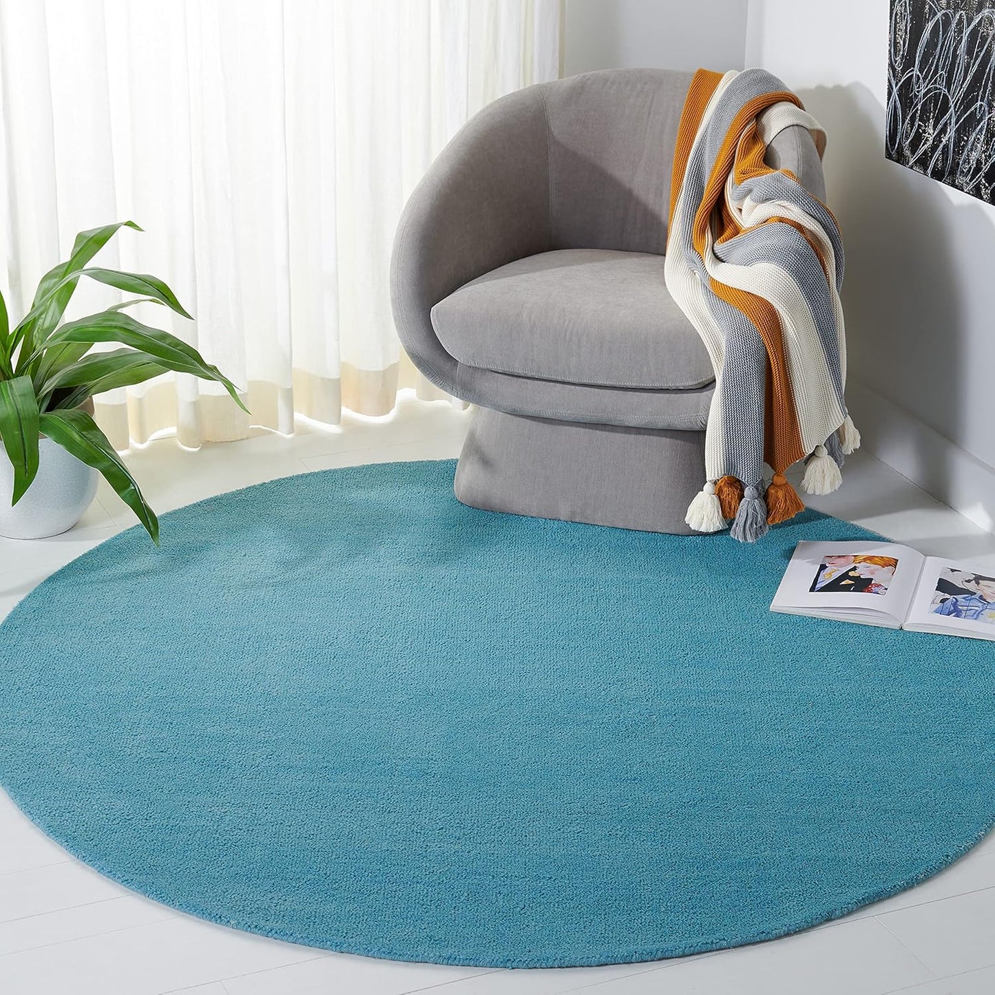 SAFAVIEH Himalaya Collection 6' Round Black HIM610C Handmade Premium Wool Area Rug