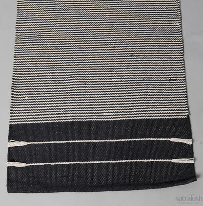 Organic Cotton Yoga Rug, Handwoven Non-Slip Yoga Mat 72x24 Inch, Washable Breathable Fitness Mat for Yoga, Pilates & Meditation, Black & White
